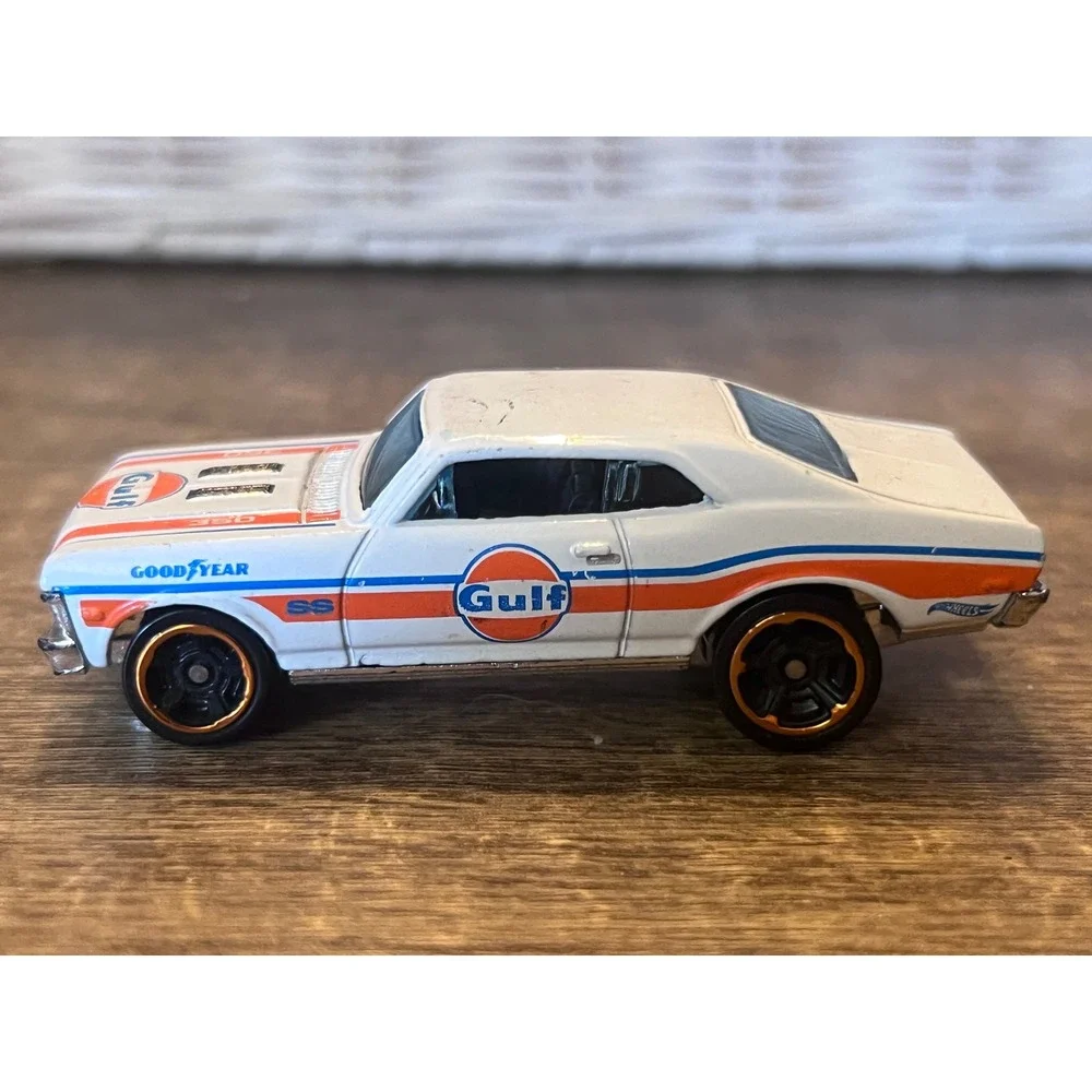 Hot Wheels 2019 Speed Graphics Series '68 Chevy Nova White Gulf Racing Loose